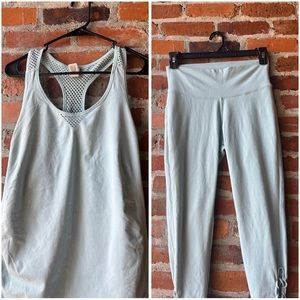 Old Navy Active Wear tank top and leggings bundle size, xl and large